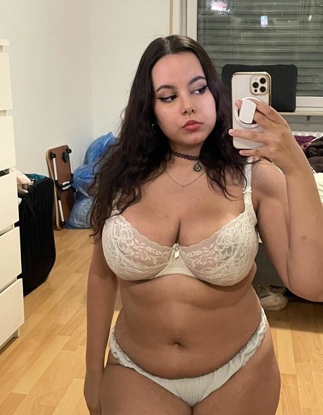 Kittycatpeach xxx actress picture