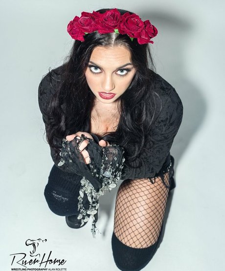 GiGi Dolan pornstar nude img