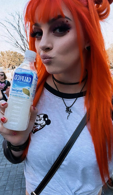 GiGi Dolan nude star galleries