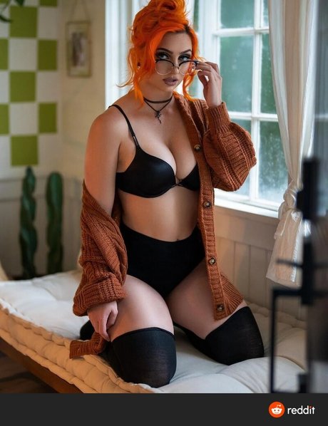 GiGi Dolan star nudes photos