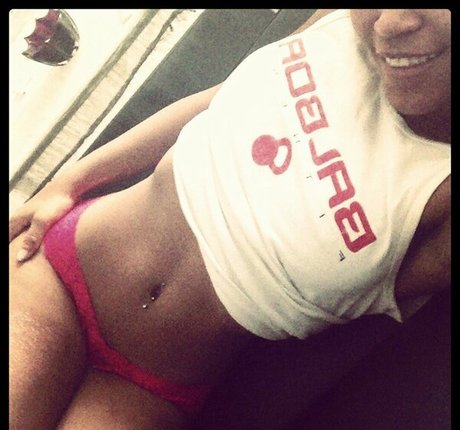 Montana Fishbourne beautiful star photo