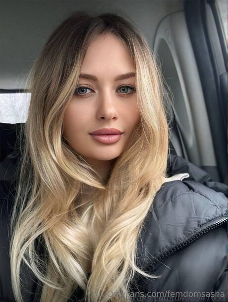 Femdomsasha pornographic model pics