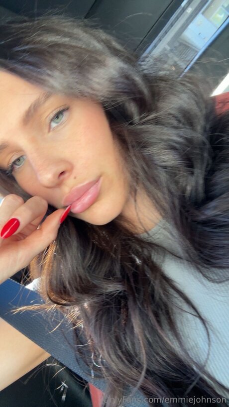 Emmiejohnson perfect model img