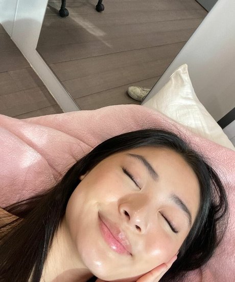 Ashley Liao hot star picture