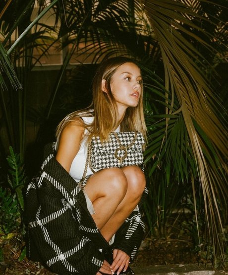 trans xxx onlyfans art nude image