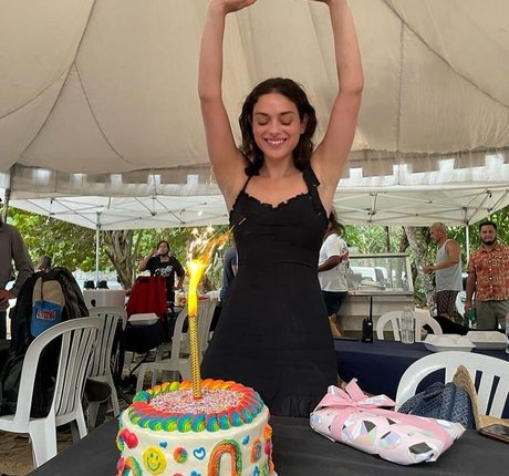 Odeya Rush hd actress photo