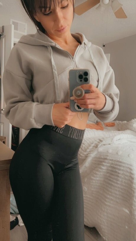 Lana Chairez pornographic model pic