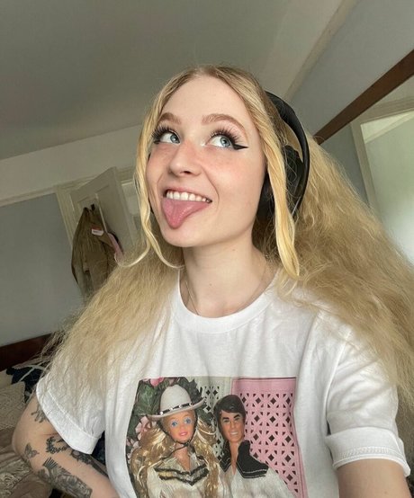 clit onlyfans erotic photo