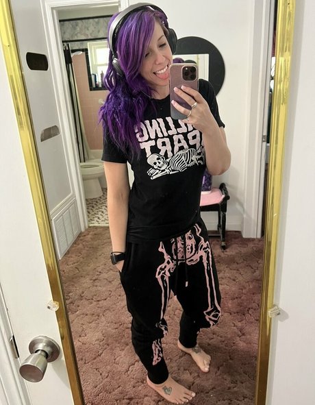 Kintinue erotic star pic