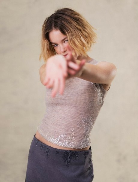 Milly Alcock perfect model pictures