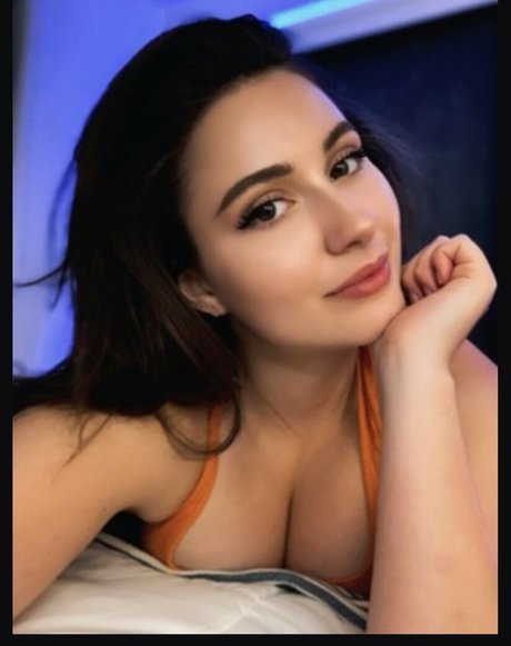 Palmbee star nudes pic