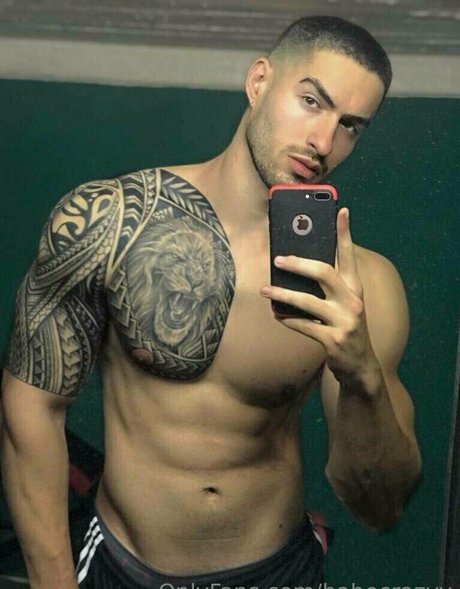 babecrazyy pornographic model img