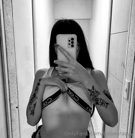 babecrazyy perfect actress pictures