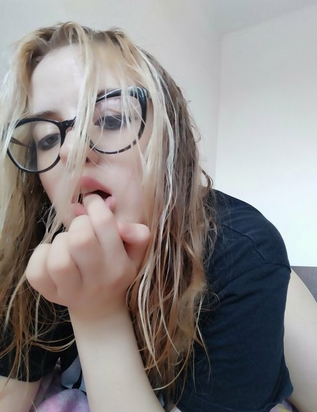 Lissaviip top star images