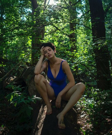 Anna Pittureri high quality actress archive