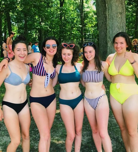 Deena E pornographic actress archive