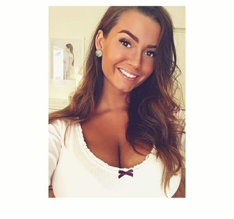 Alma Tandrup best actress pics