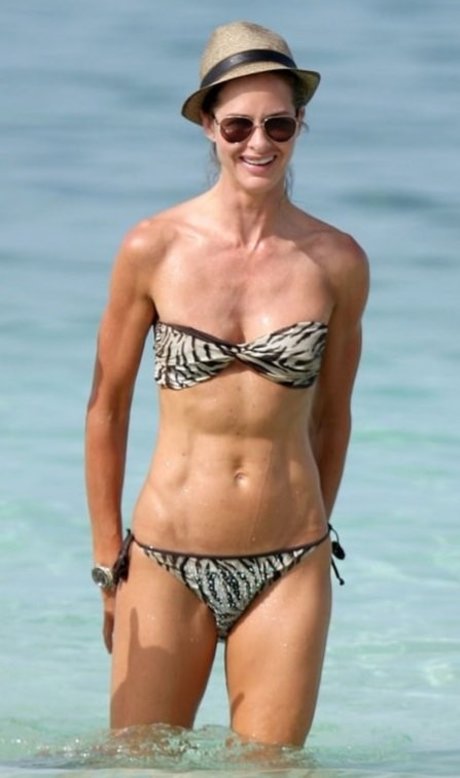 Trinny Woodall star nice images