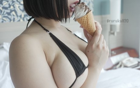 ruruka820 model hot pics