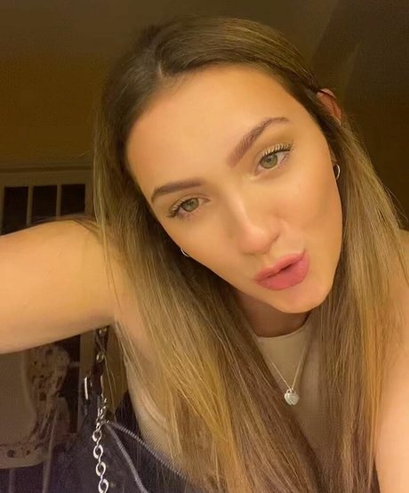 Rosie Bentham nudes pornstar photos