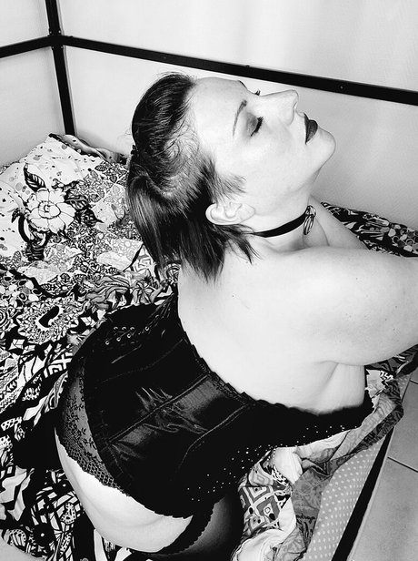 Darkmoonsubmiss pornstar art photo