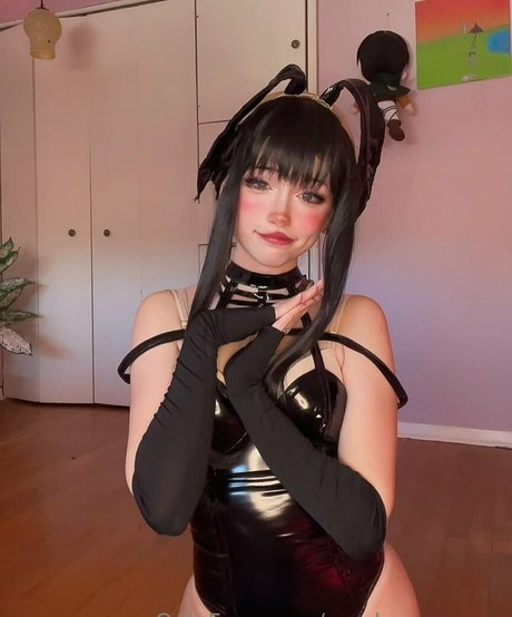 rosylaurenhours hd star pic