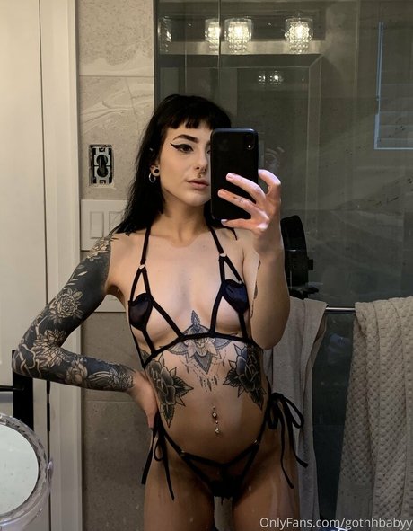 goth threesome onlyfans free xxx img