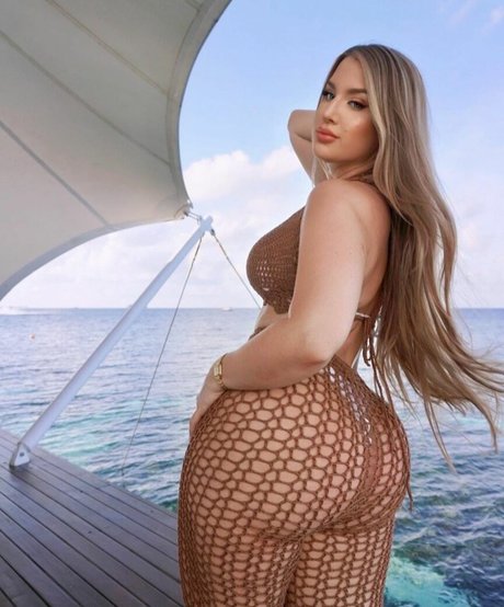 Ariella Eder pornstar hot gallery