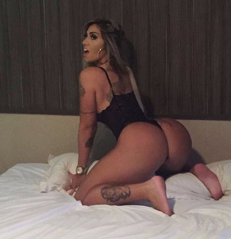 Juju Ferrari adult actress photos