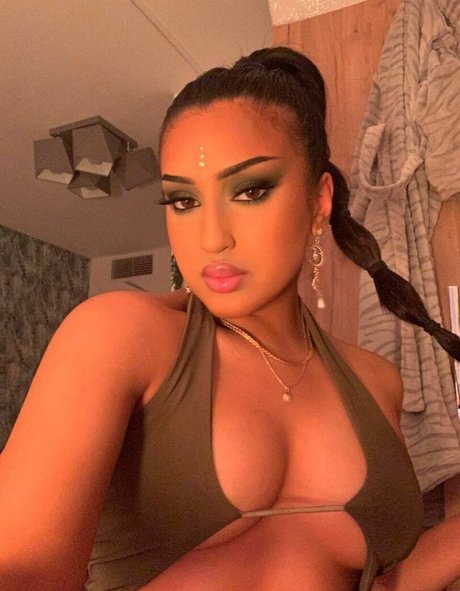 brownbarbieexxx perfect model pic