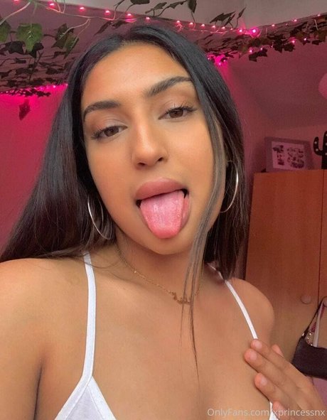 brownbarbieexxx hot star picture