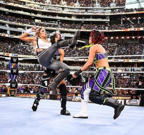 Trish Stratus pornstar pics