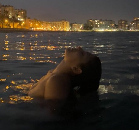 Suecuk high quality star galleries