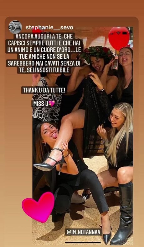 Anna Rebellato model hot pic