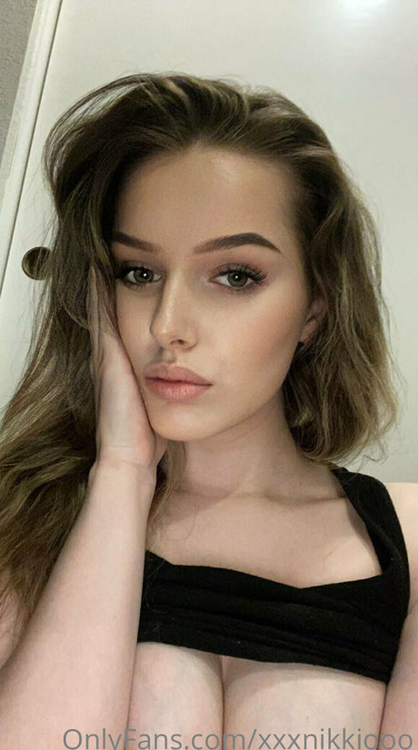 jordanlewis18 model naked pics