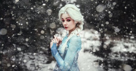 Penkarui star sexy pic