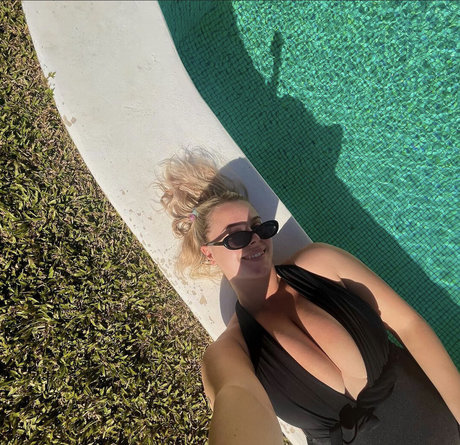 big tits redhead onlyfans hot sexy images