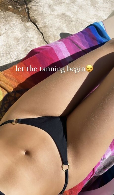 Lies Zhara exclusive pornstar pics