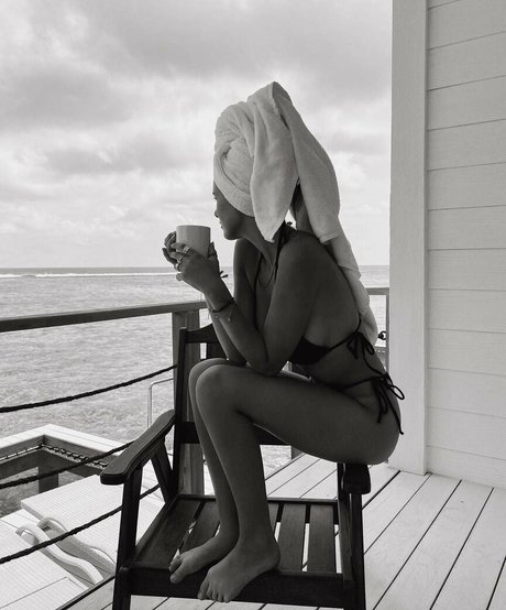 Lies Zhara best actress pic