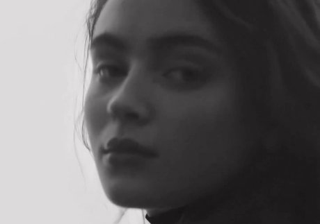 Sadie Sink naked actress gallery