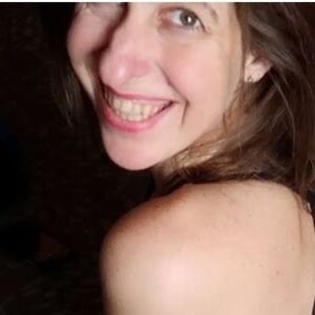 Long Toe Sally model nude img