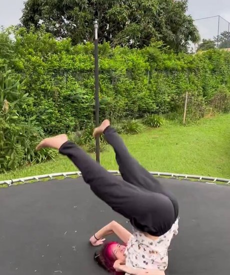 Julia K Barni star high quality images