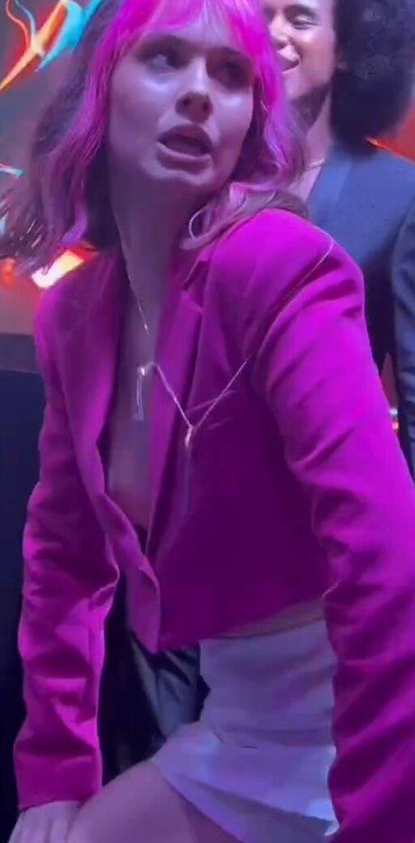 Julia K Barni beautiful star galleries