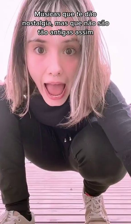 Julia K Barni exclusive actress archive