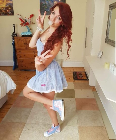 Littlejem sexy pornstar pics