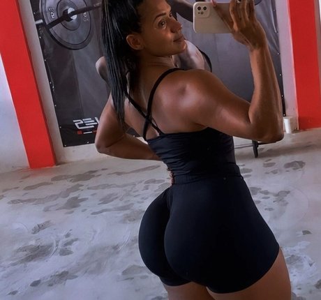 _flavialavinea hot actress image