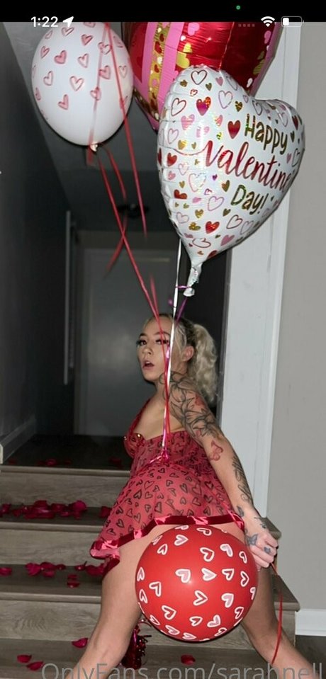 sarahnell top star picture