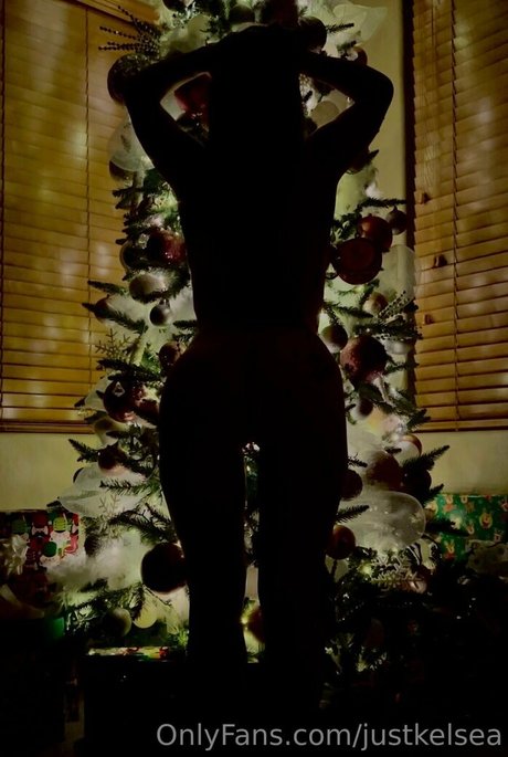 justkelsea beautiful model photos