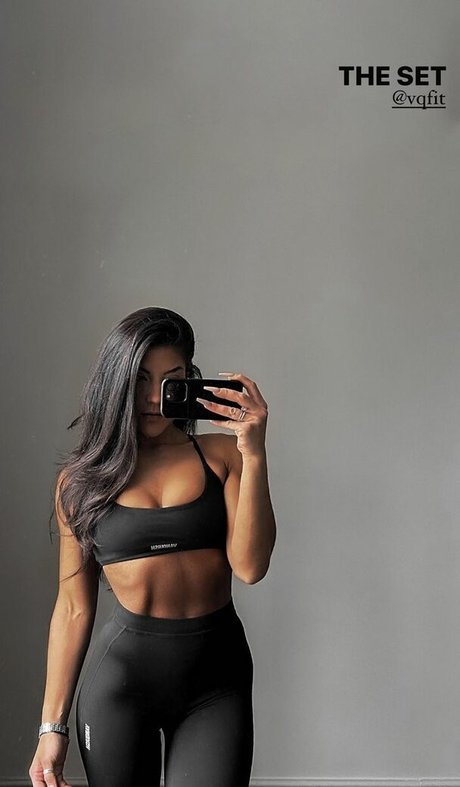 Leah Shutkever pornstar free pic