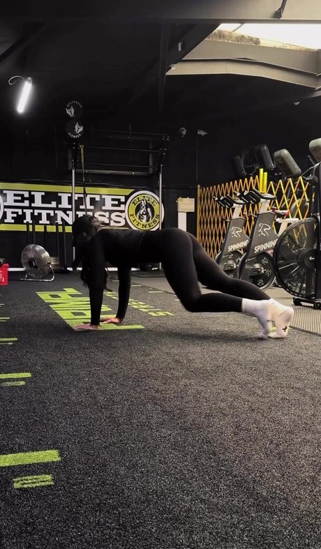 Leah Shutkever star hot galleries